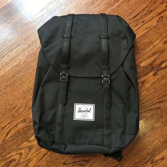 herschel classic retreat 15